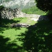 Burgruine_Karlstein_034.JPG