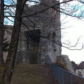 Burgruine-Karlstein-2012-026